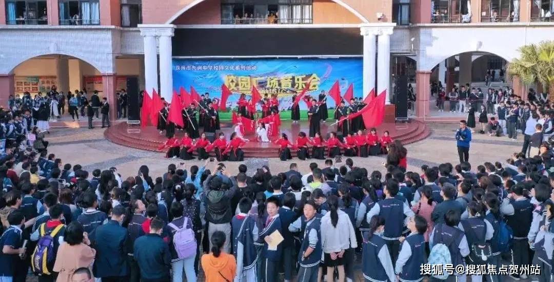 电线首页网站_万菱情侣湾一号地址_最新价格龙8国际唯一网站珠海万菱情侣湾一号售楼中心(图14)