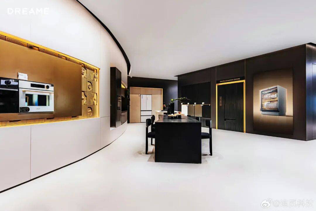 命：AI家电的岔路口技术内卷VS场景革